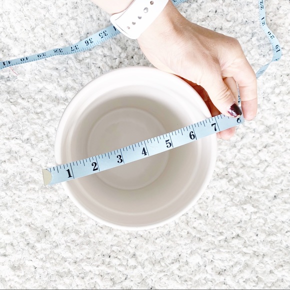 Rae Dunn MERRY CHRISTMAS Crock NWT - Picture 6 of 6